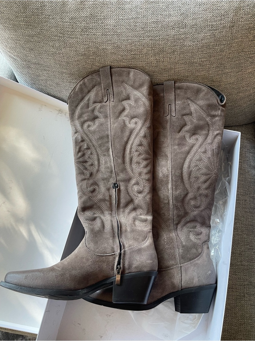 Quilted Sojourner Boot - Picture 2 of 5